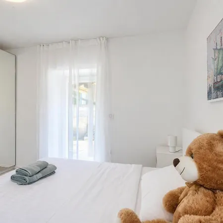 Fortica Garden Apartment, Arena, Free Parking