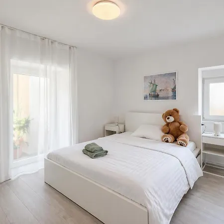 Fortica Garden Apartment, Arena, Free Parking